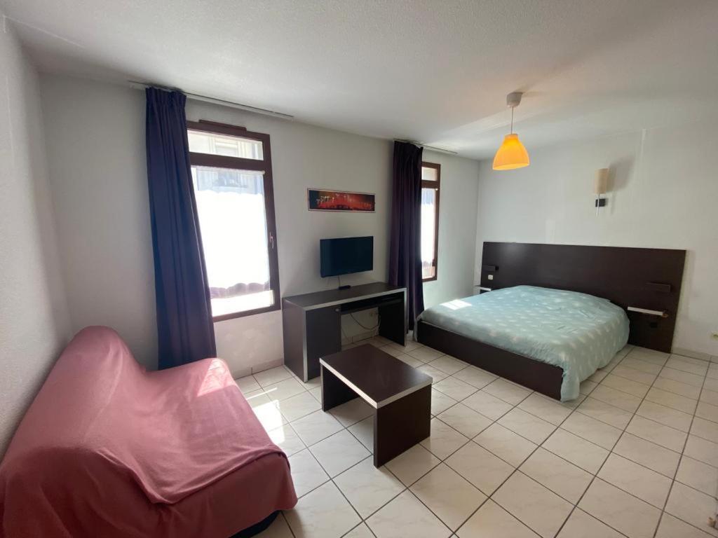 Studio Cite Medievale 250 M Carcassonne Bagian luar foto